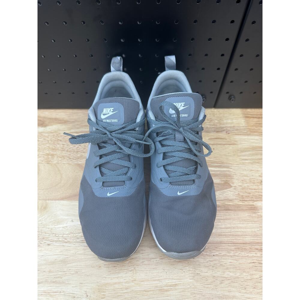 Nike Air Max Tavas GS Wolf Cool Gray White Sz 7Y 814443-002